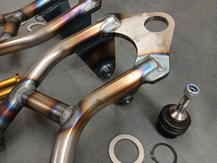 03-11 CROWN VIC - LOWER CONTROL ARM SET - WIDE SUPER DROP - COILOVER- 1" SHORTER