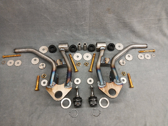 #701 - 03-11 CROWN VIC - LOWER CONTROL ARMS - STRUTS/COILOVERS/BAGS