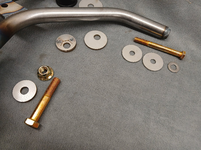 #701 - 03-11 CROWN VIC - LOWER CONTROL ARMS - STRUTS/COILOVERS/BAGS