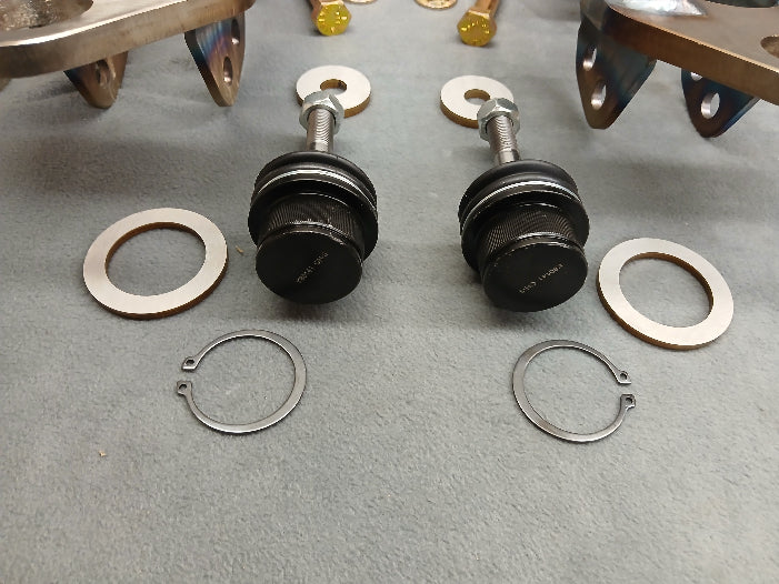 #701 - 03-11 CROWN VIC - LOWER CONTROL ARMS - STRUTS/COILOVERS/BAGS