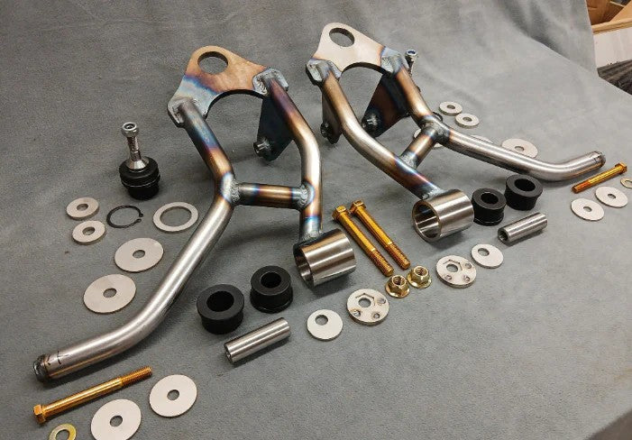 #702 - 03-11 CROWN VIC - LOWER CONTROL ARMS - WIDE SUPER DROP - FOR COILOVERS